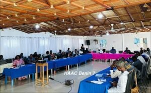 Lire la suite à propos de l’article Formation des professionnels des médias : La HAAC renforce les journalistes sur les règles du numérique